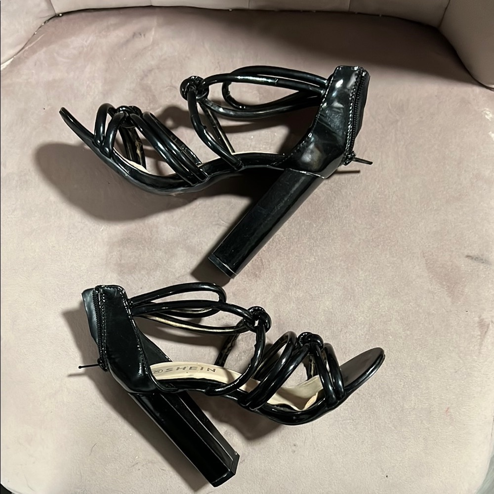 SHEIN Black Strappy Heeled open toe